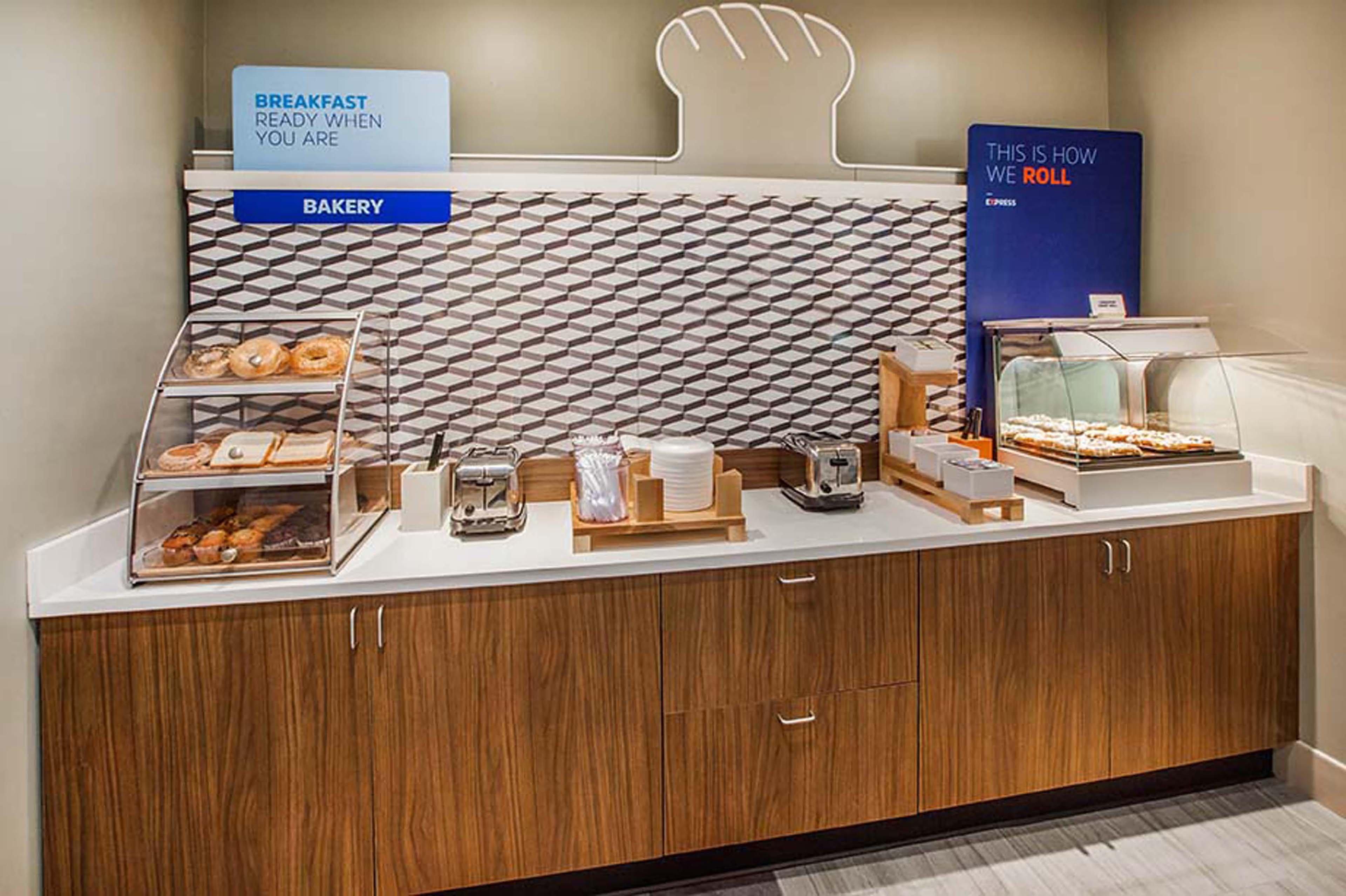 Holiday Inn Express & Suites Buford Ne - Lake Lanier By Ihg Extérieur photo